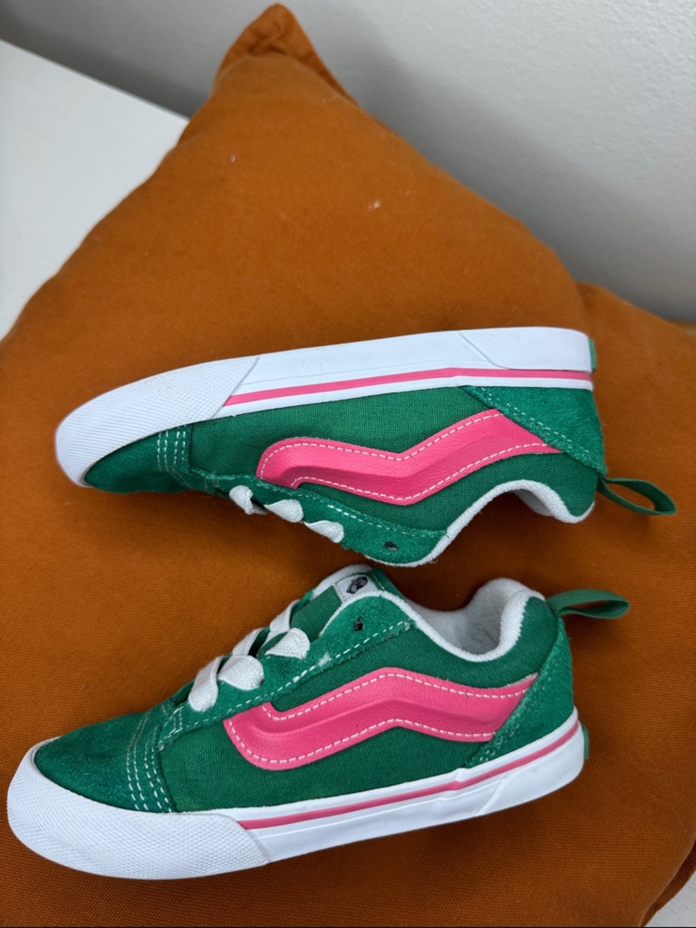Vans Toddler Knu Skool Green/Pink Sneakers. Sz 10 - Picture 6 of 6